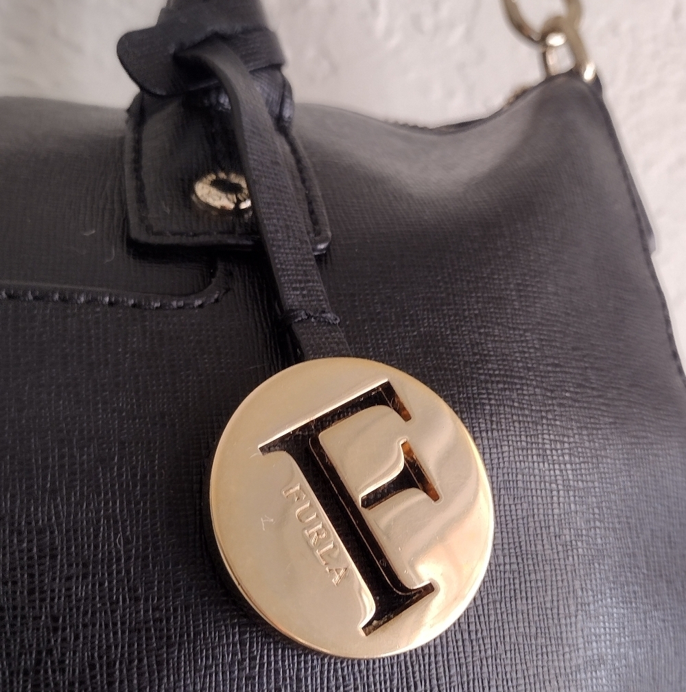 Furla Linda Medium Leather Black And Gold Satchel Bag - Picture 5 of 14